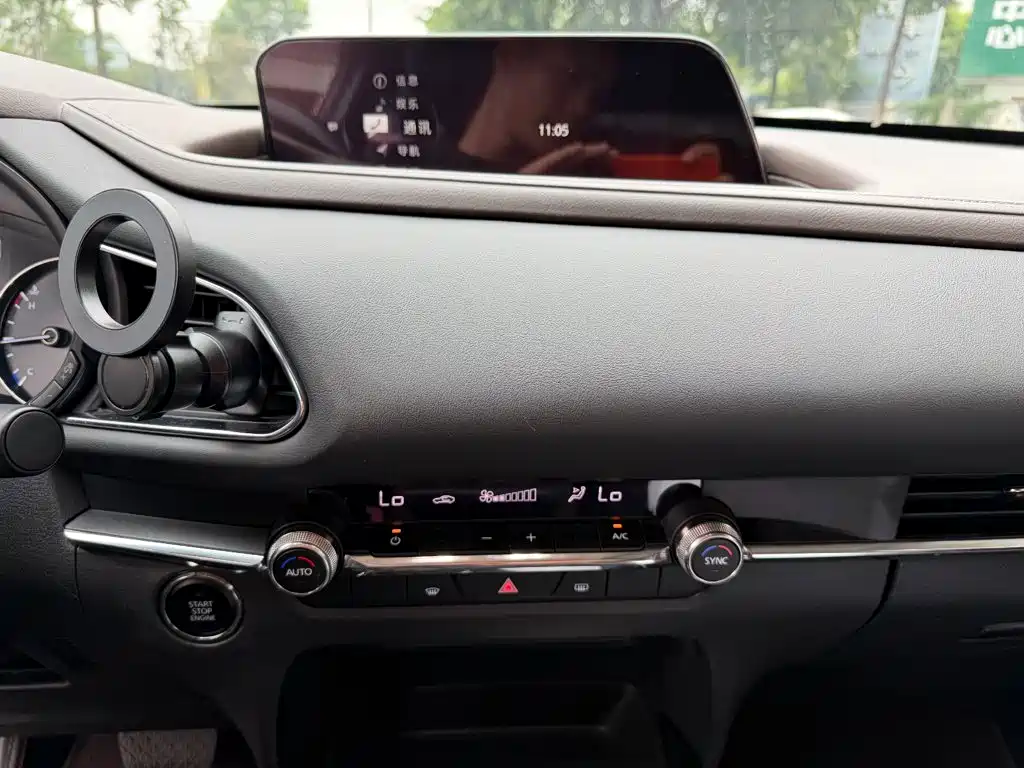 Mazda CX-30 — миниатюра 10