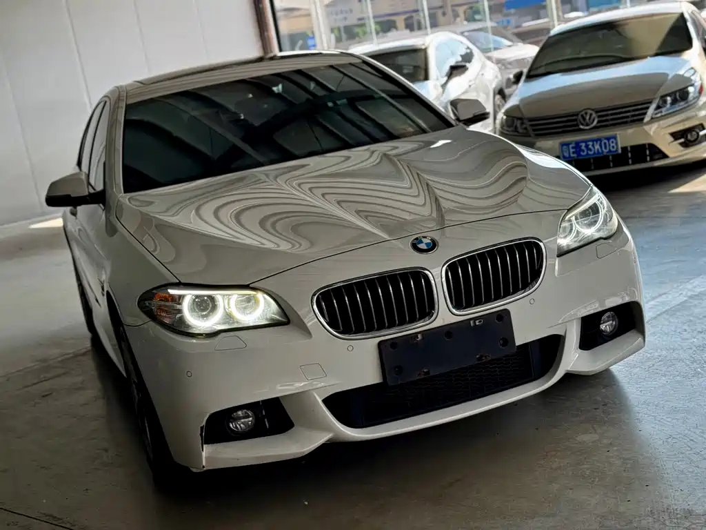 BMW 5 Series (Import) — миниатюра 7