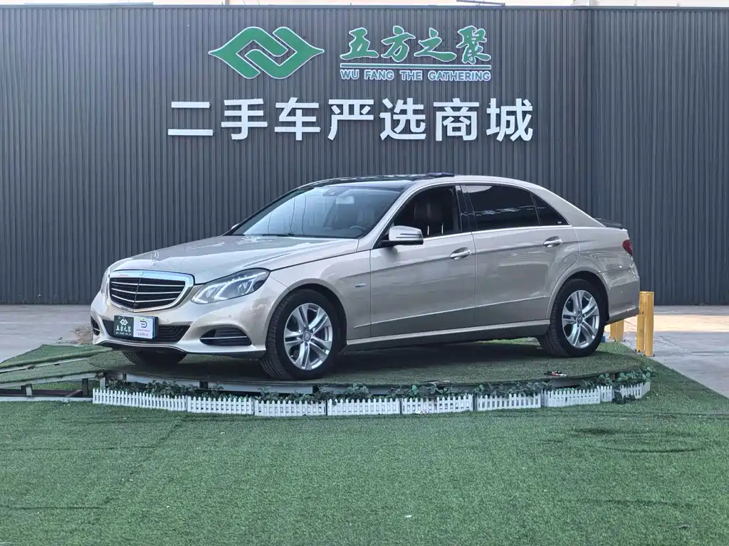 Mercedes-Benz E-Class 2012