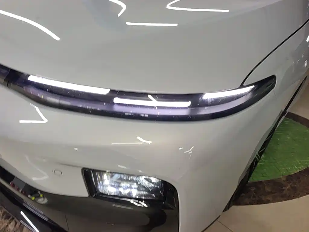 Leapmotor Leapmotor B01 — миниатюра 24