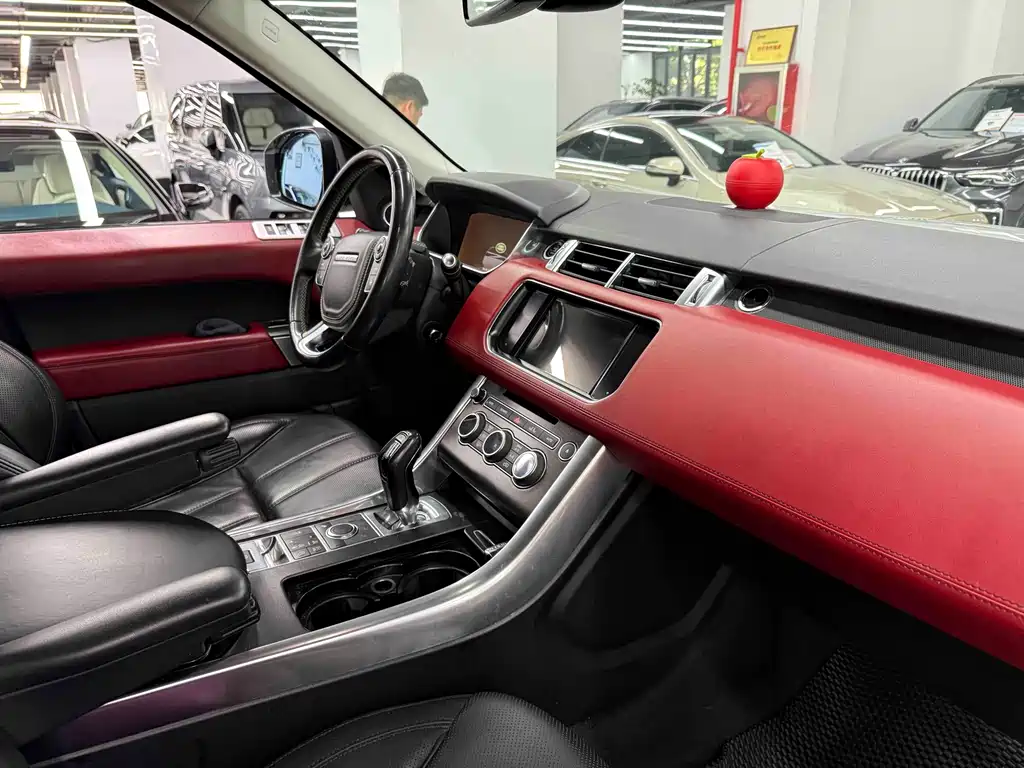 Land Rover Range Rover Sport 2014 3.0 SC V6 HSE DYNAMIC