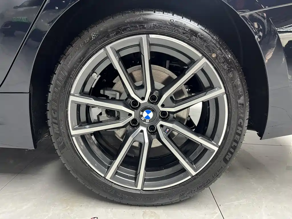 BMW 3 Series — миниатюра 13