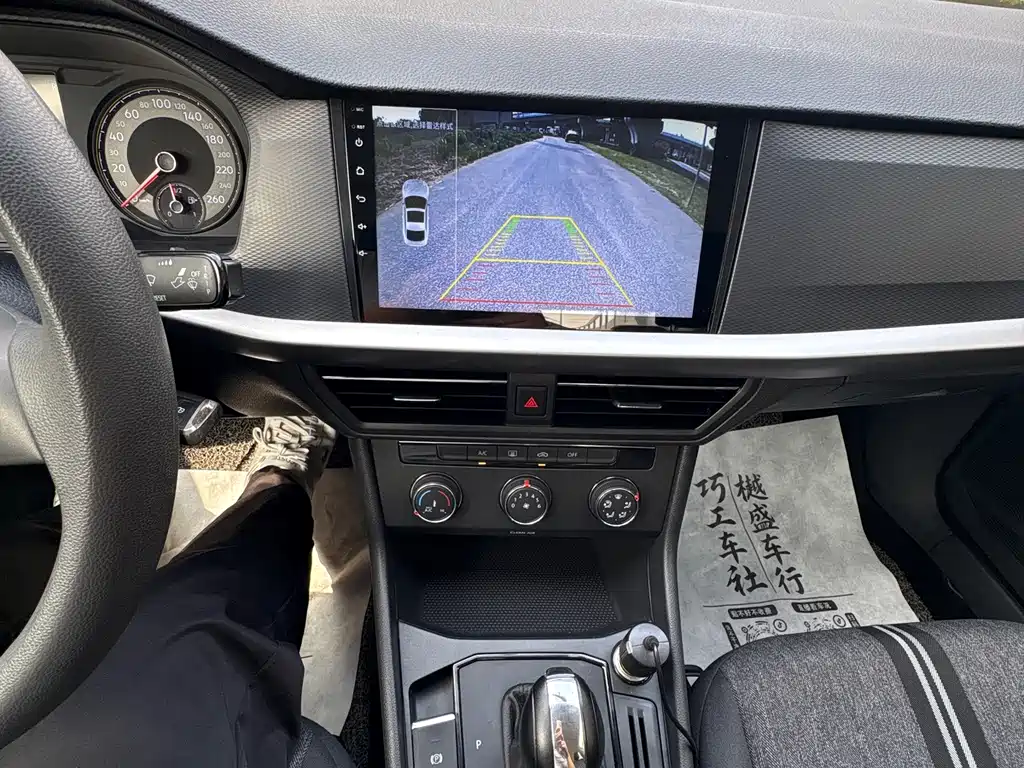 Volkswagen Lavida — миниатюра 13