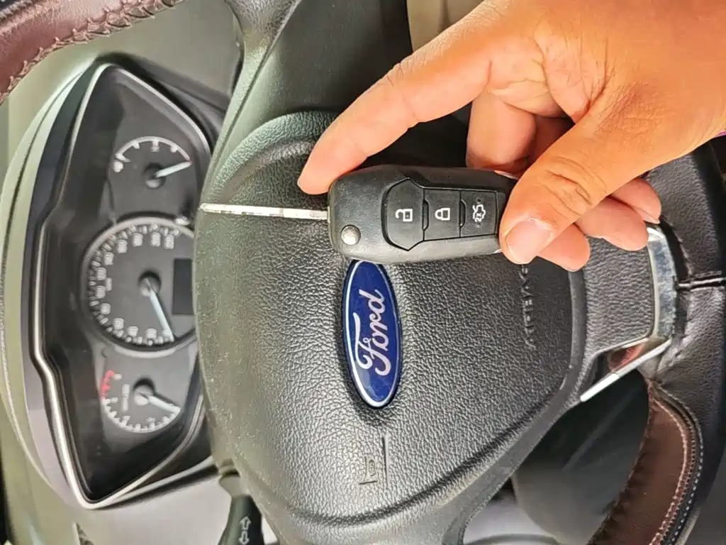 Ford Escort — миниатюра 9