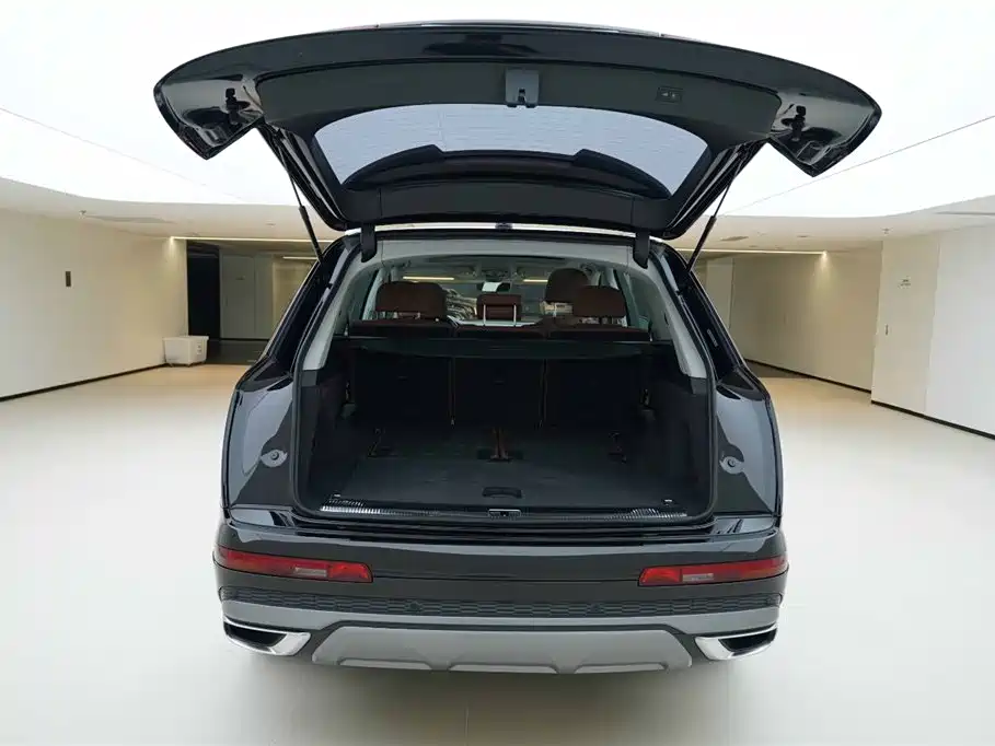 Audi Q7 2021 55 TFSI quattro S line Sport