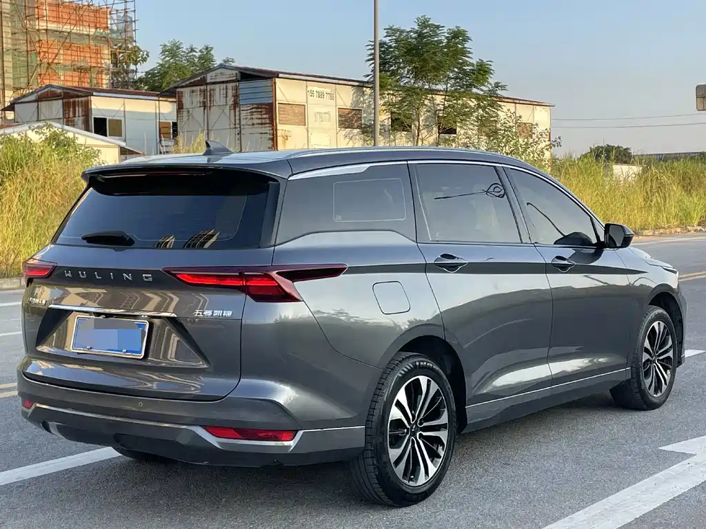 Wuling Victory — миниатюра 6