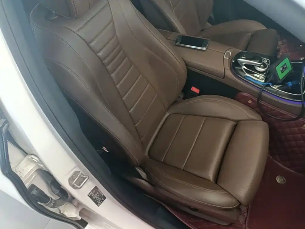 Mercedes-Benz E-Class — миниатюра 25