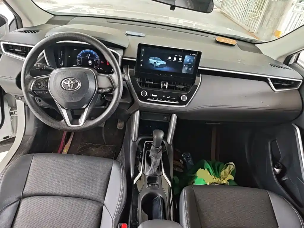Toyota Frontlander — миниатюра 10