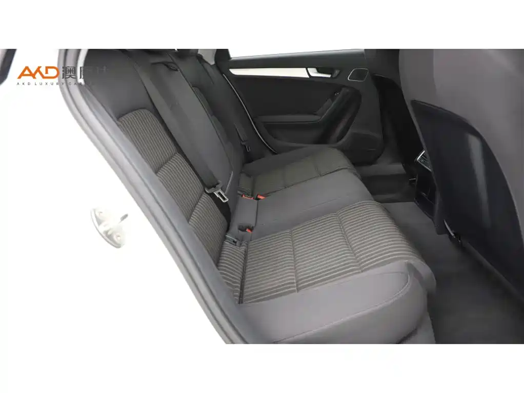 Audi A4L — миниатюра 8