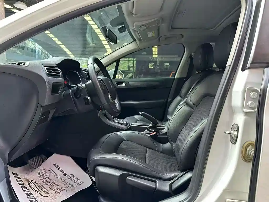 Citroen C4 1.6L Auto Luxury Type, фото 4