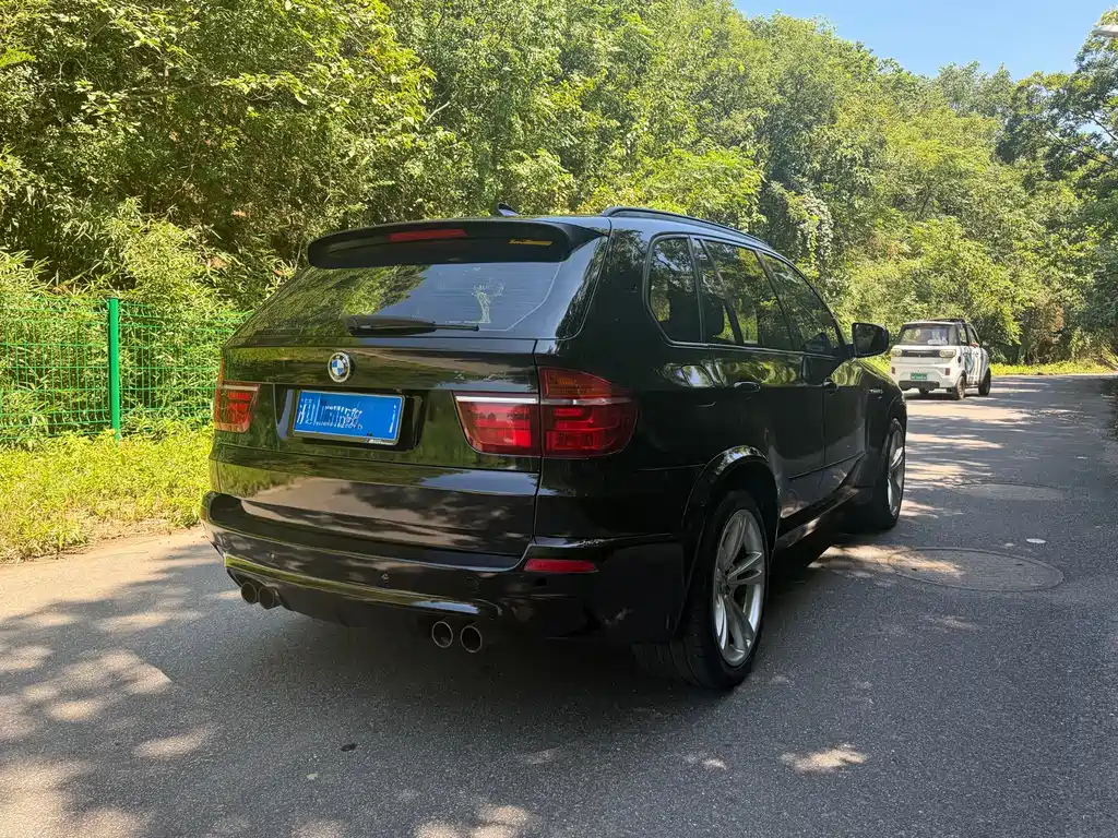 BMW X5 M — миниатюра 4