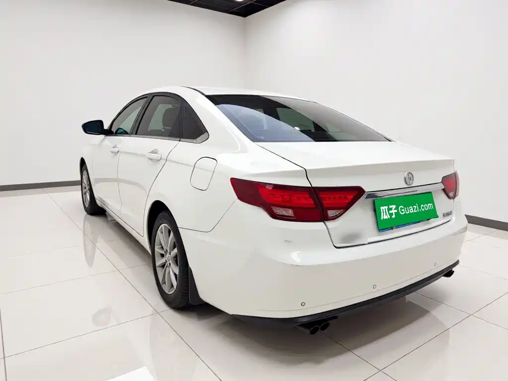 Geely Emgrand GL — миниатюра 4