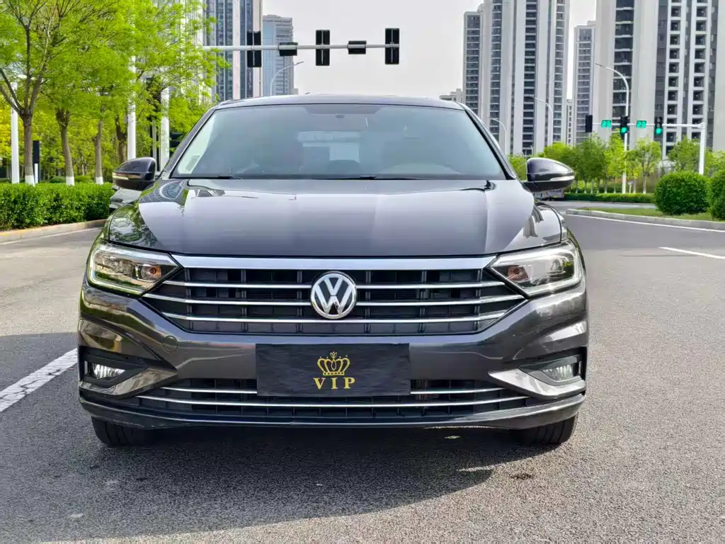 Volkswagen Sagitar — миниатюра 3