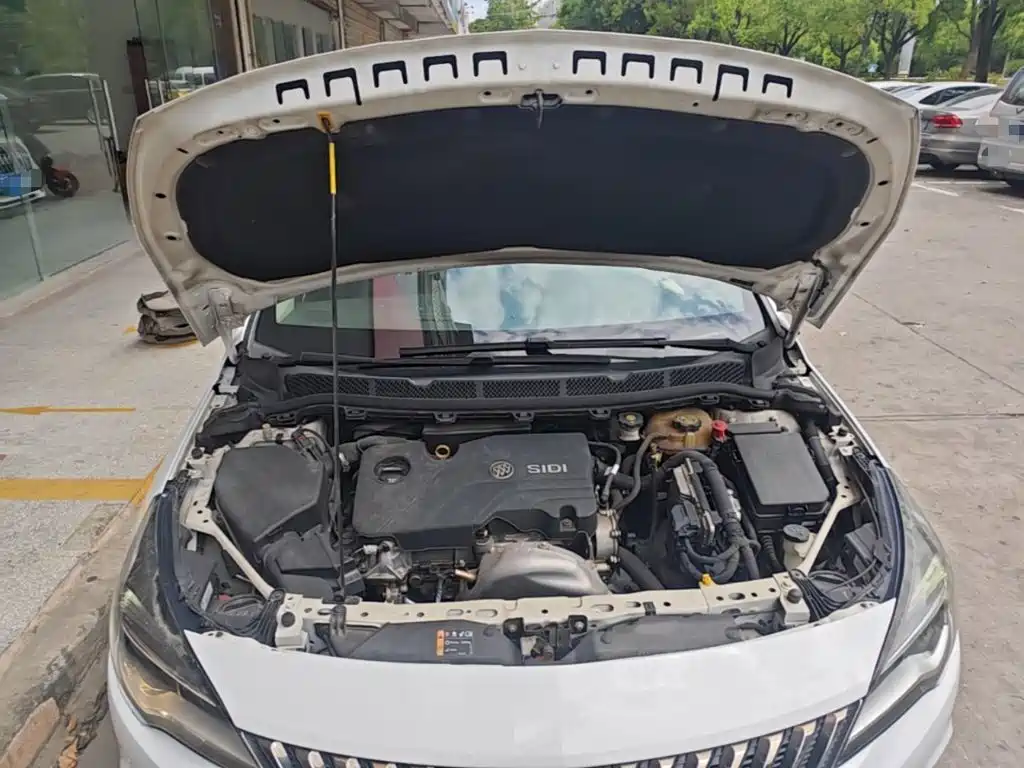 Buick Verano — миниатюра 20