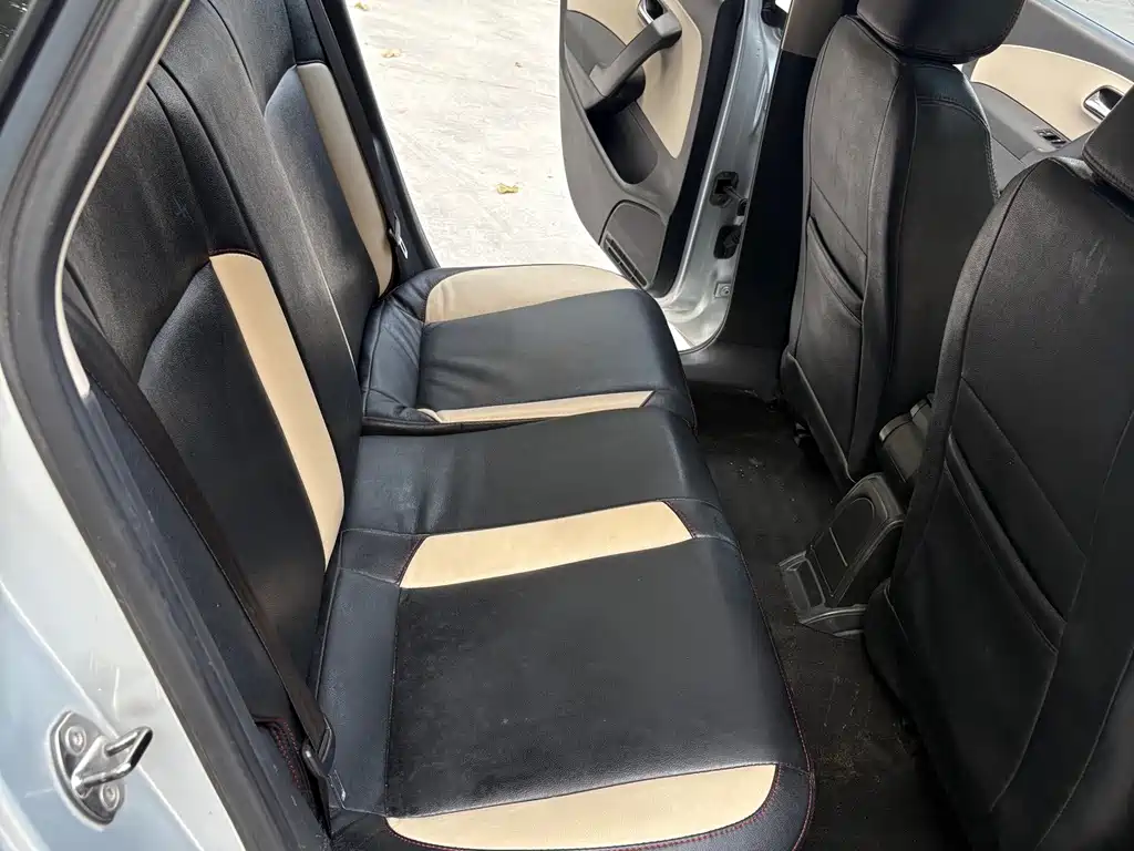 Volkswagen Polo — миниатюра 13