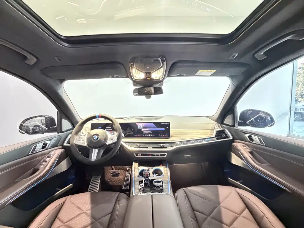 BMW X5 — миниатюра 11
