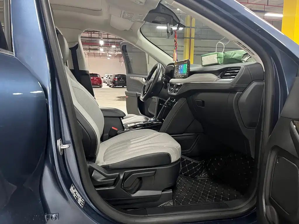 Ford Escape — миниатюра 7