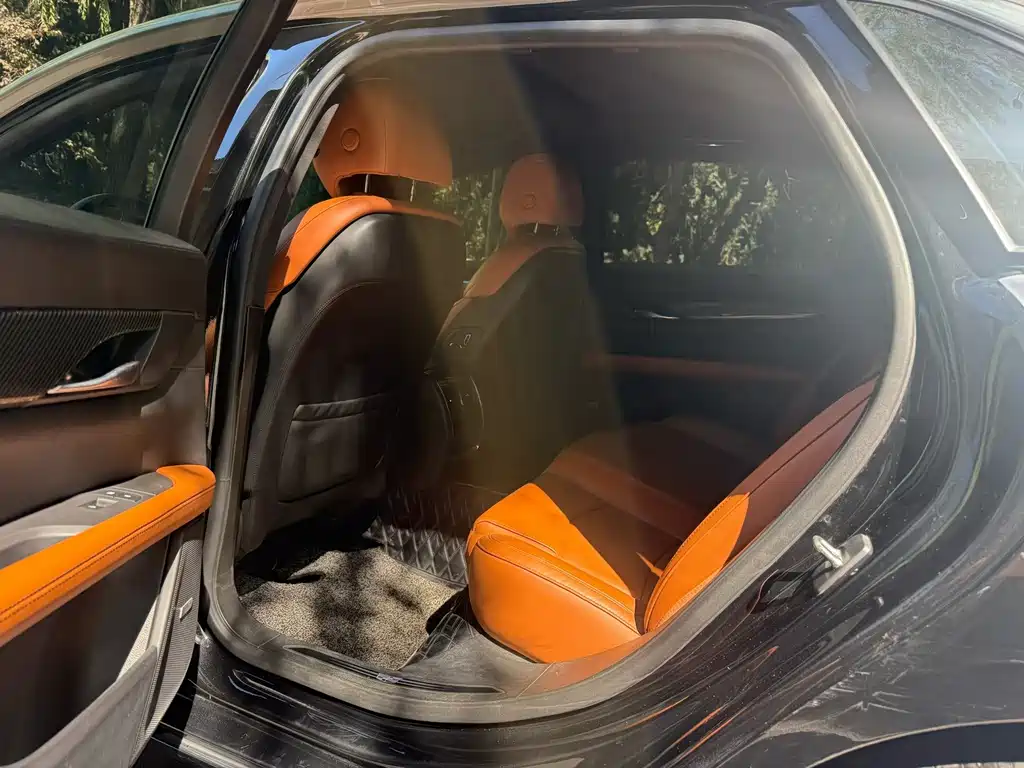Cadillac CT6 — миниатюра 4