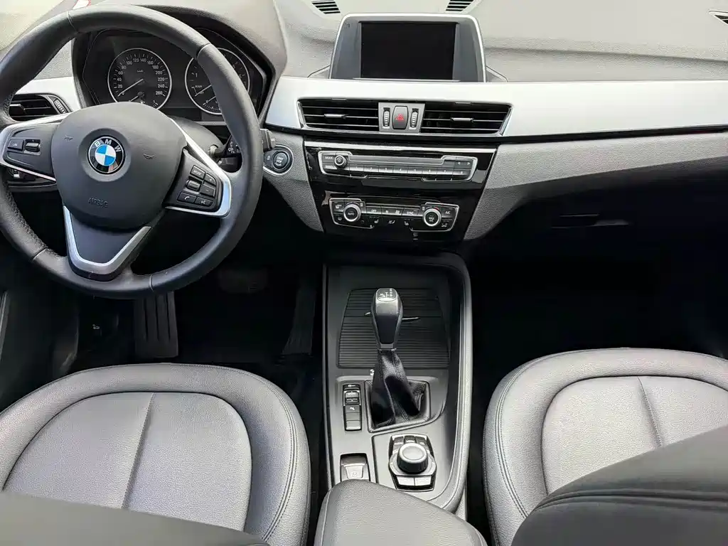 BMW X1 — миниатюра 4