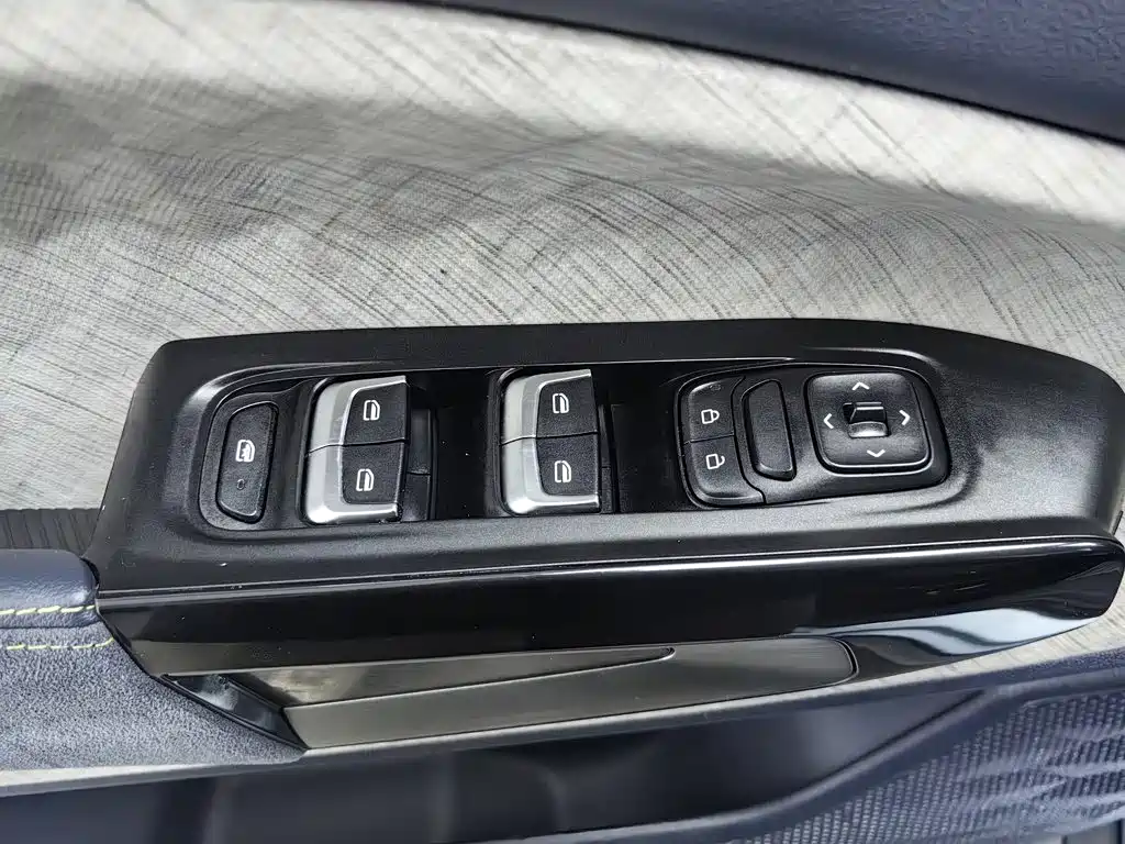 Baojun RM-5 — миниатюра 9