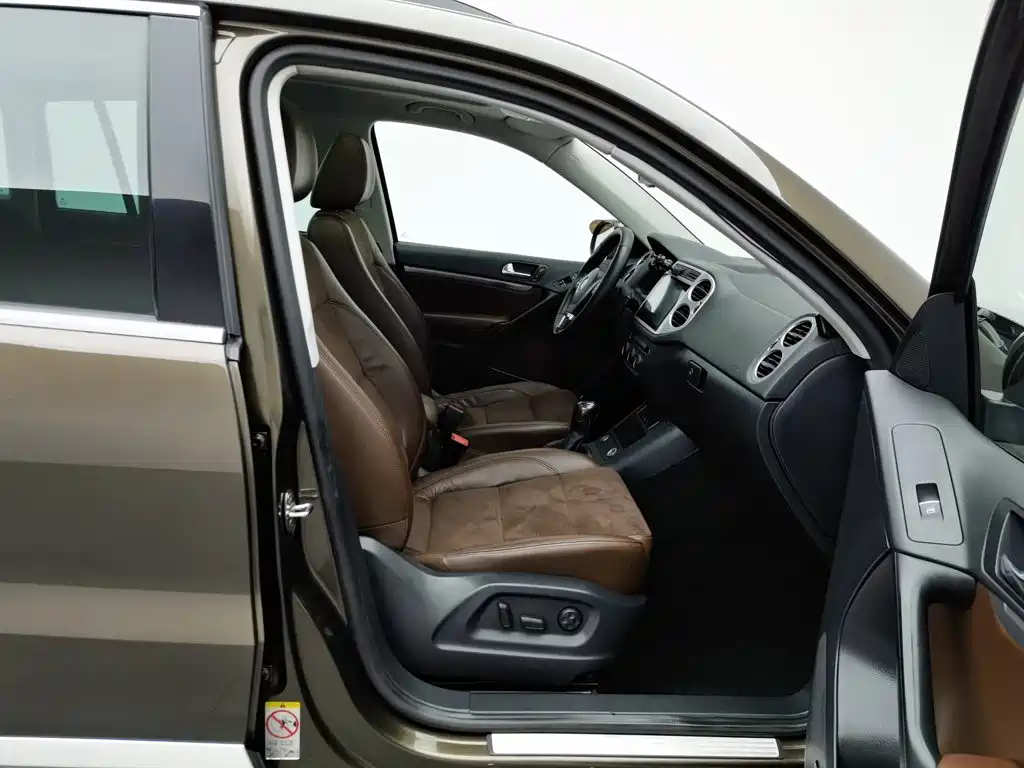 Volkswagen Tiguan — миниатюра 23