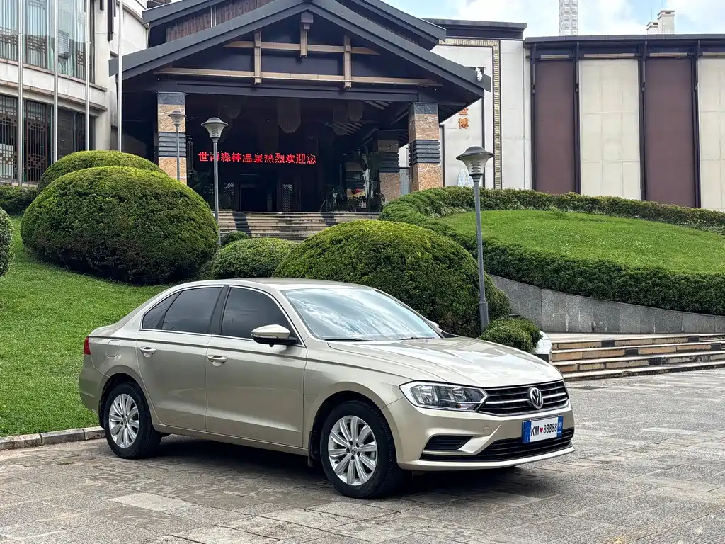 Volkswagen Bora — миниатюра 3