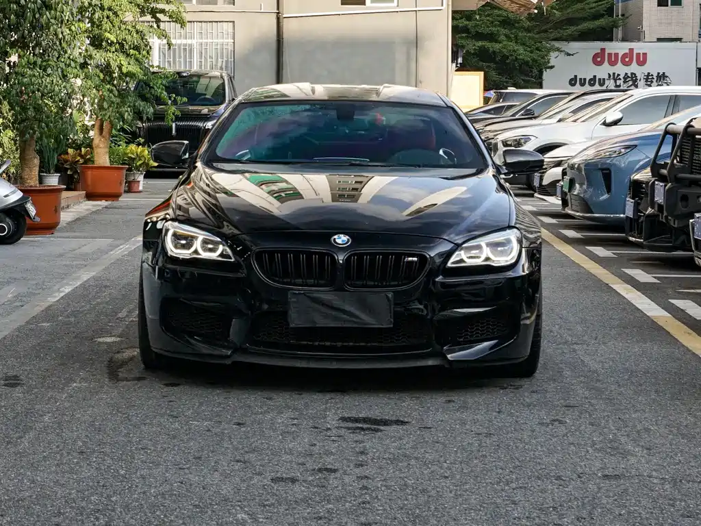BMW M6 — миниатюра 2