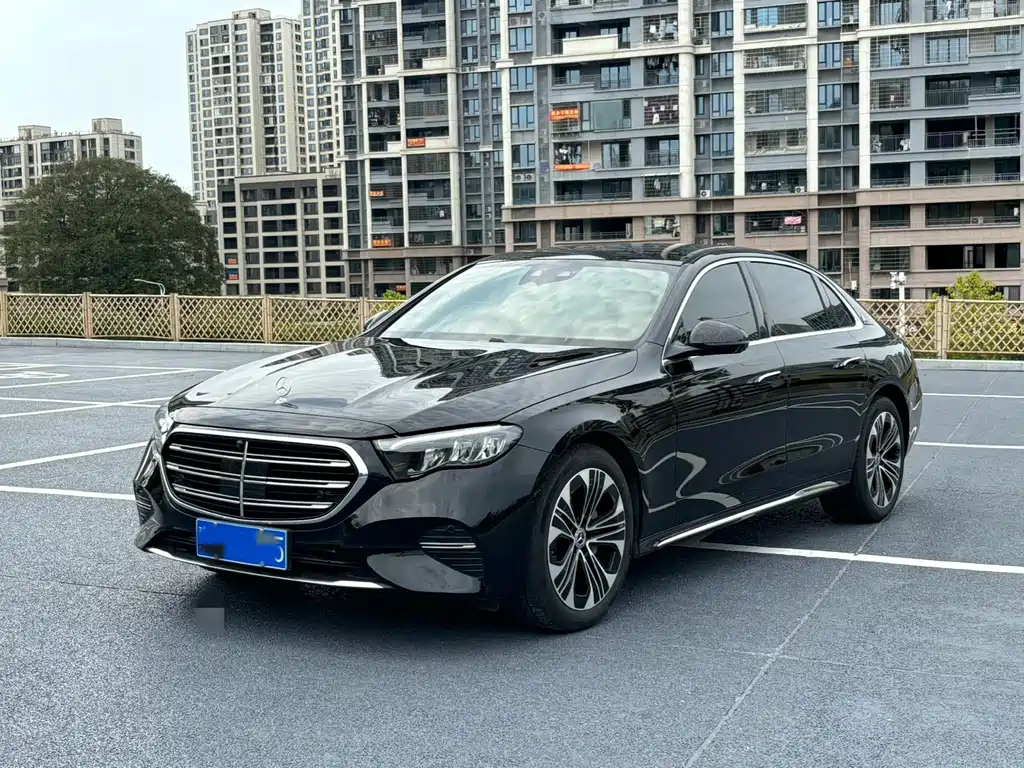 Mercedes-Benz E-Class 2025