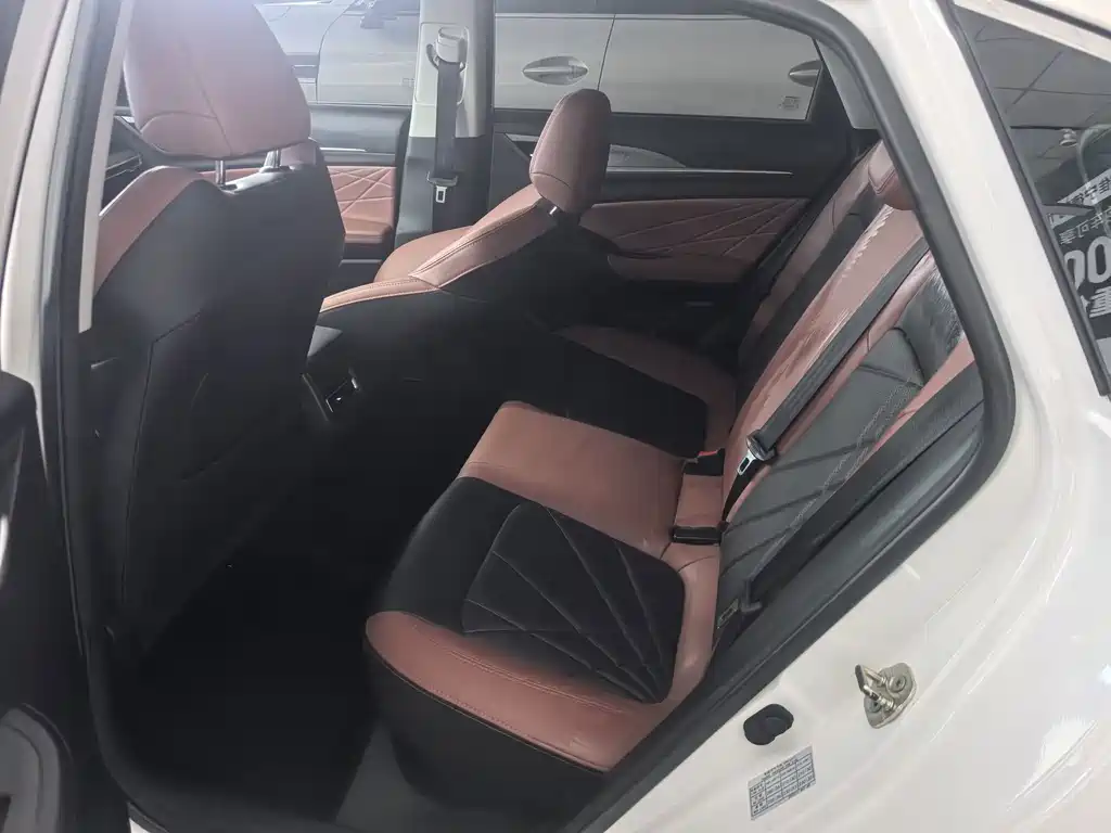 Changan Eado Enjoy Edition PLUS Blue Whale NE 1.4T GDI DCT Premium Edition, фото 5