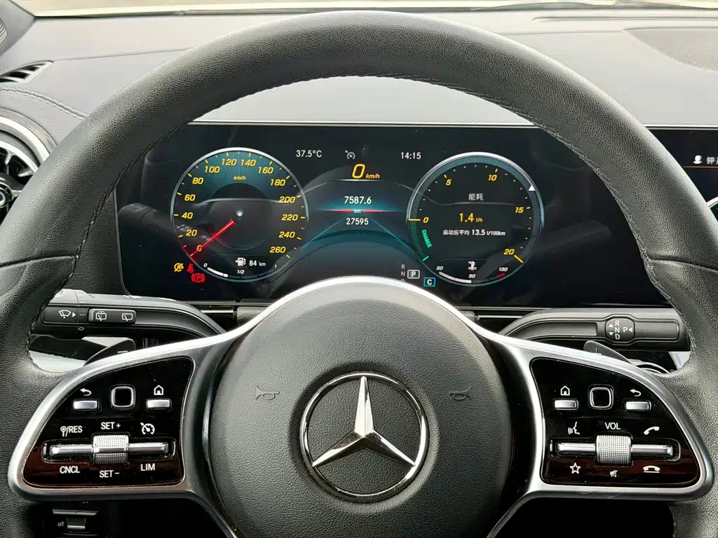 Mercedes-Benz GLA — миниатюра 17