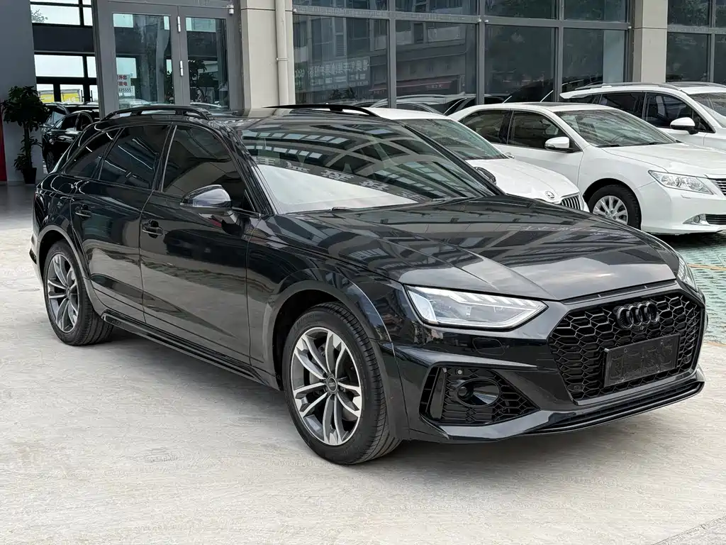 Audi A4 2021 allroad quattro