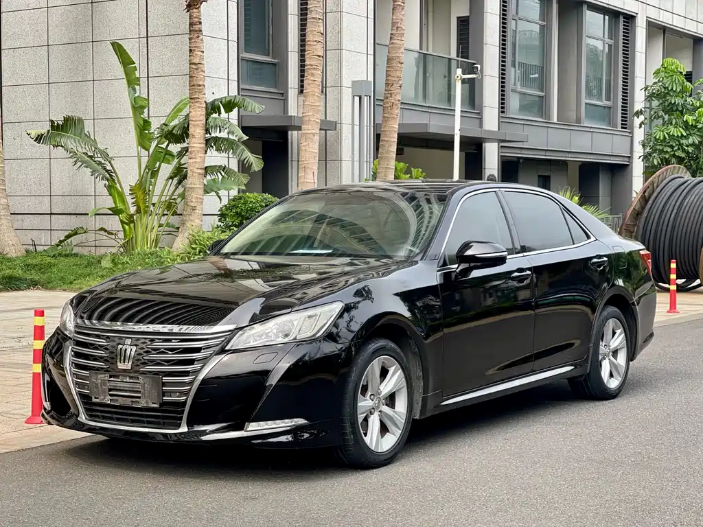 皇冠 2015款 2.0T 先锋版