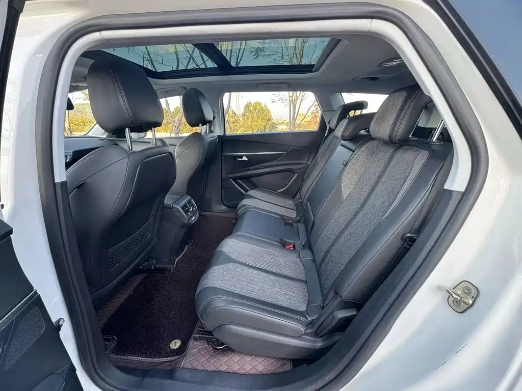 Peugeot 5008 350THP 7 seats Elite Edition, фото 5