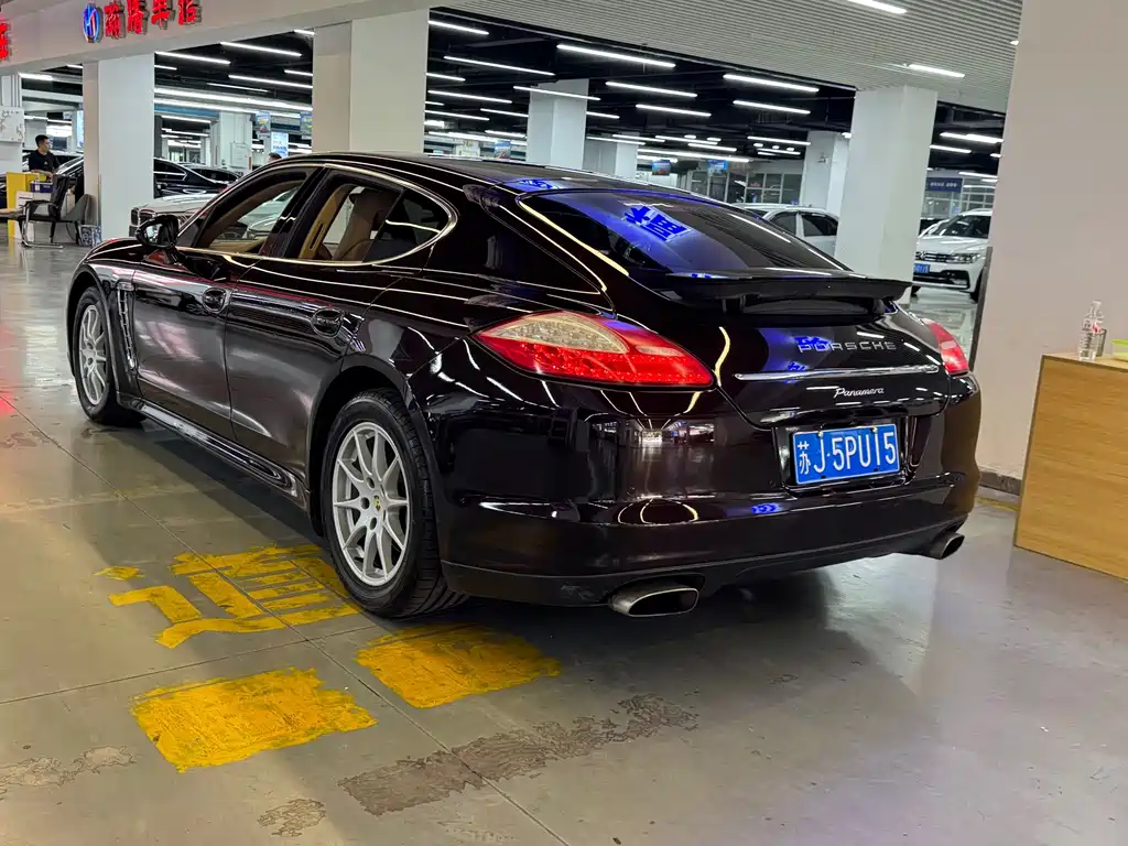 Porsche Panamera — миниатюра 8