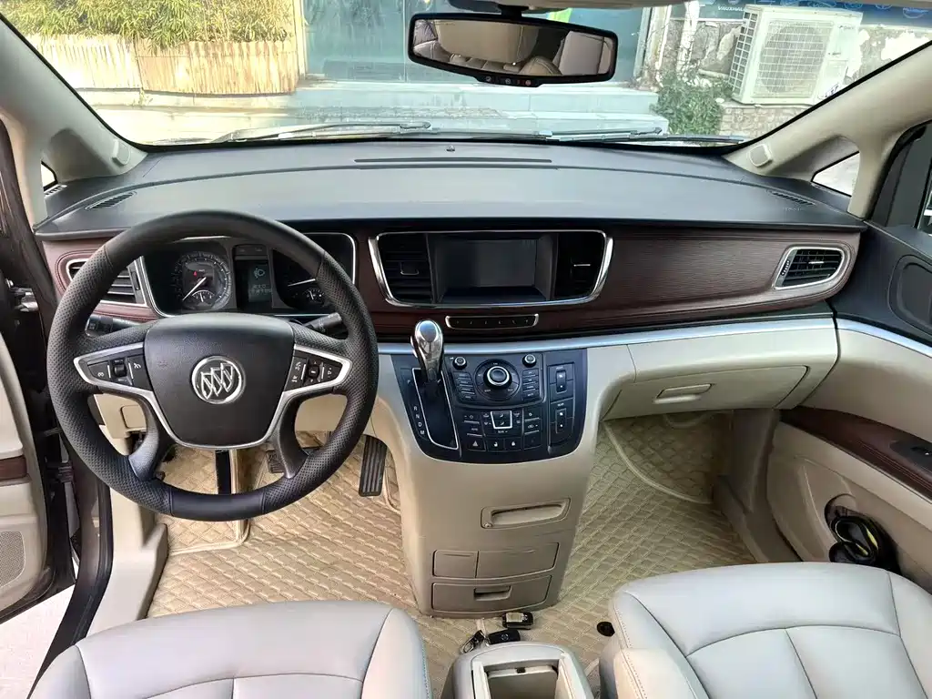 Buick GL8 2014 2.4L LT Luxury Executive