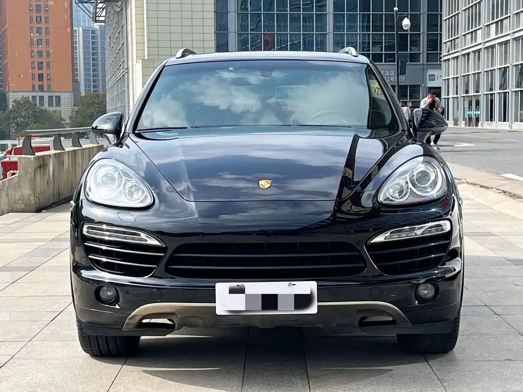 Porsche Cayenne — миниатюра 2