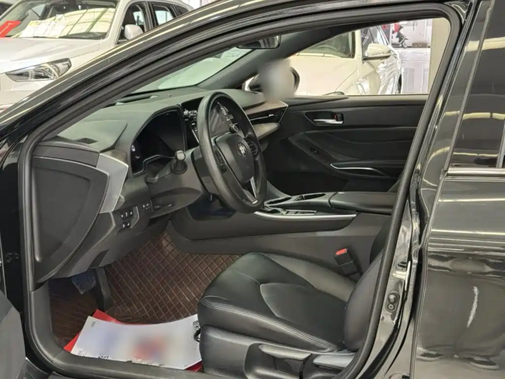 Toyota Avalon — миниатюра 9