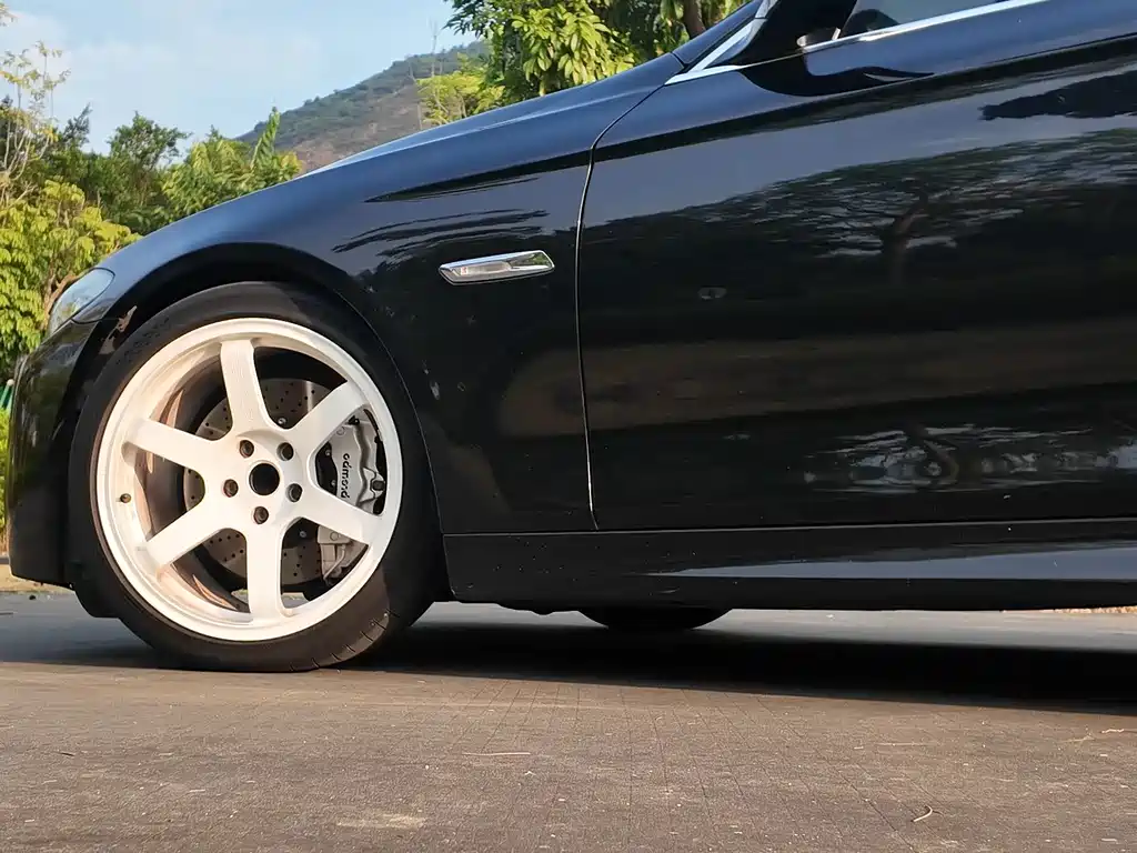 BMW 5 Series (Import) — миниатюра 51