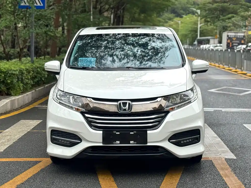 Honda Odyssey 2018 2.4L Luxury