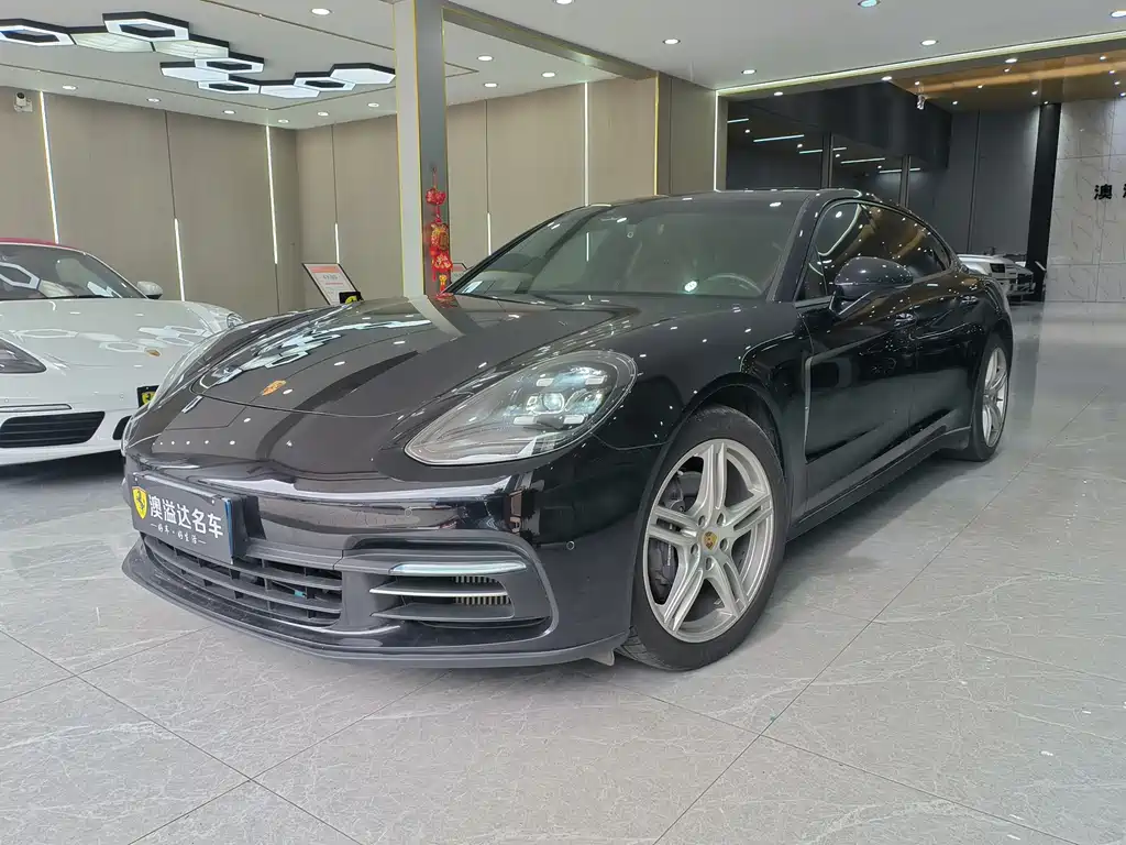 Porsche Panamera 2019