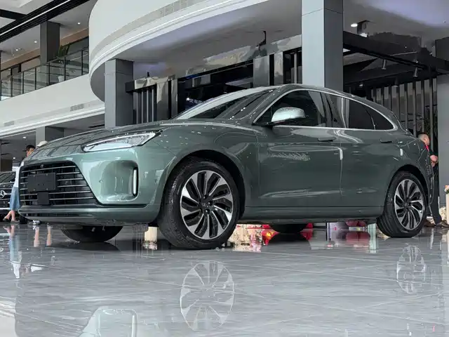 AITO M5