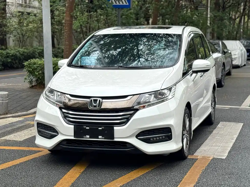 Honda Odyssey 2018 2.4L Luxury