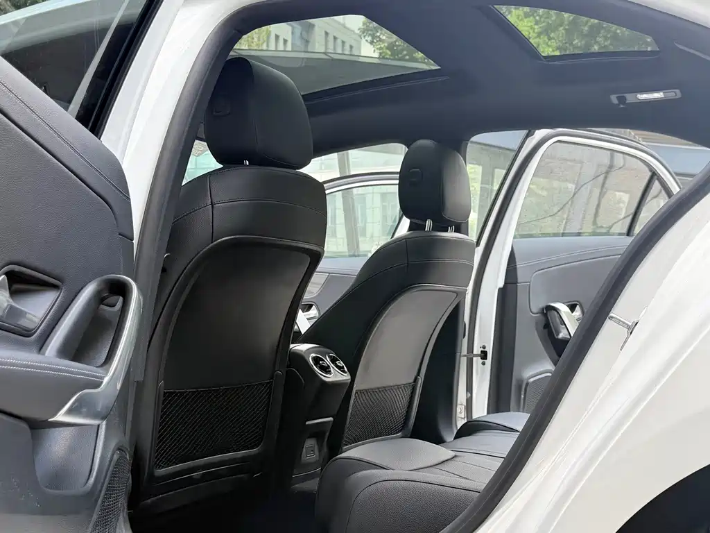 Mercedes-Benz A-Class — миниатюра 8
