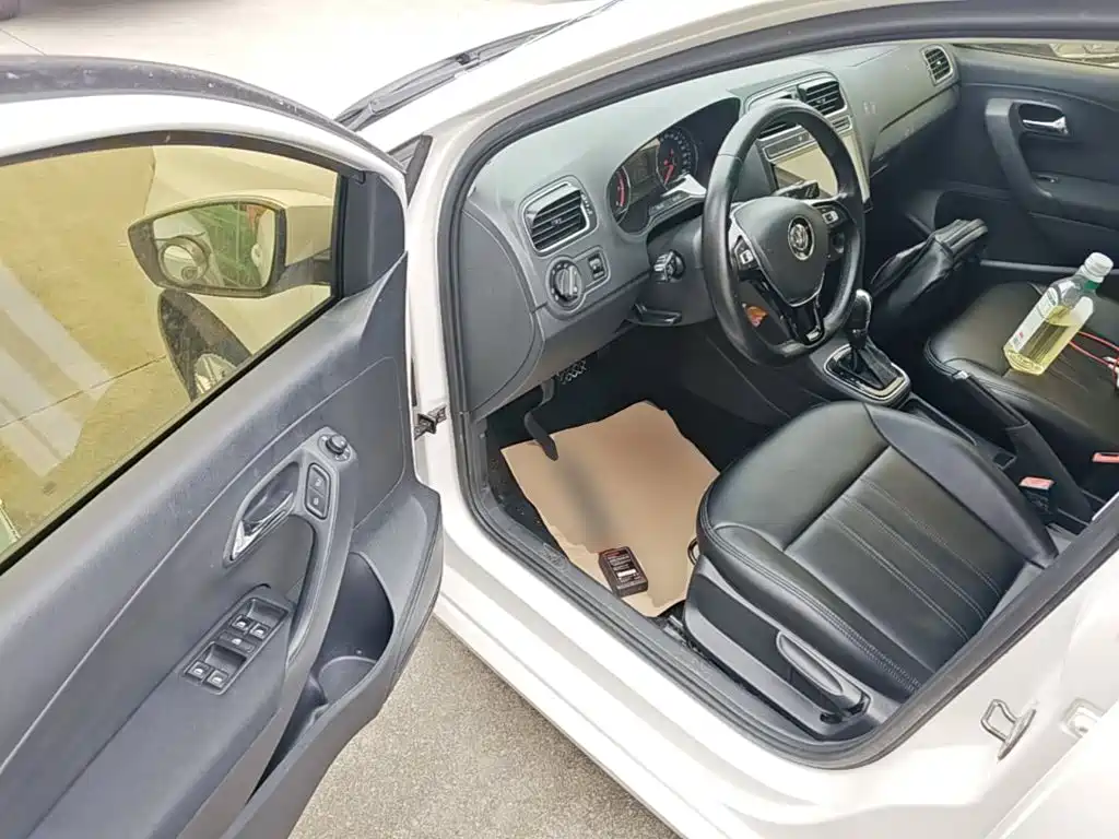 Volkswagen Polo — миниатюра 16