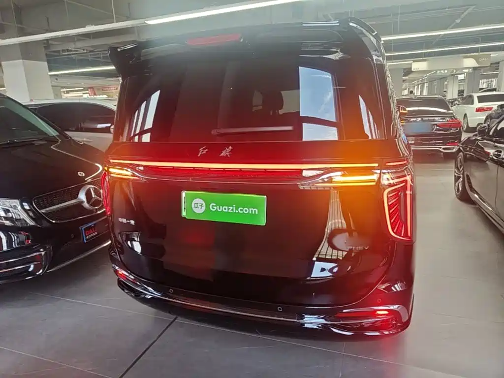 Hongqi HQ9 PHEV 2024 2.0T