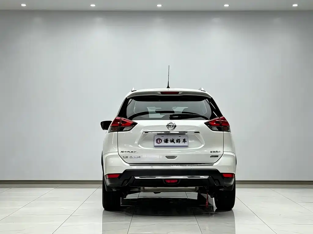 Nissan X-Trail — миниатюра 6