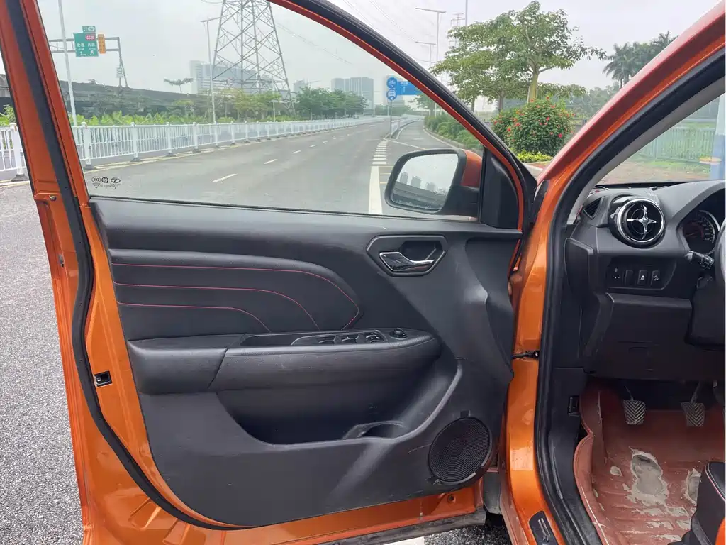 Soueast DX3 1.5L Manual Luxury Type, фото 11