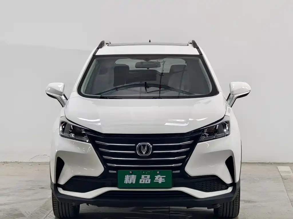 Changan CS15 — миниатюра 2