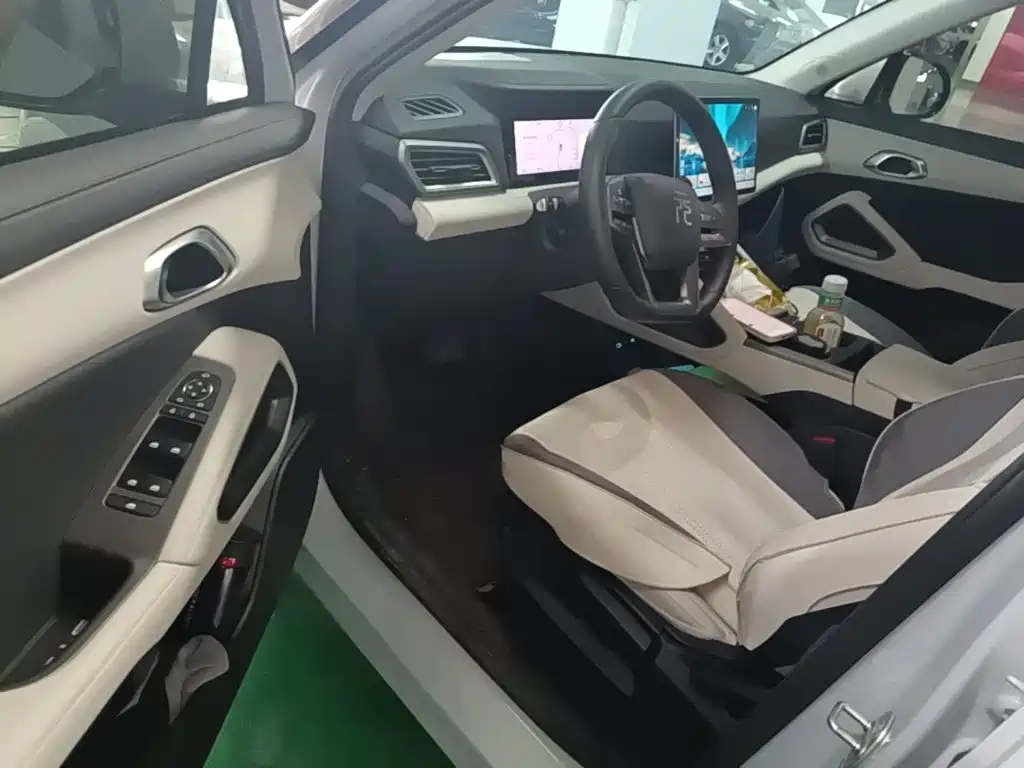 BYD Yuan UP — миниатюра 16