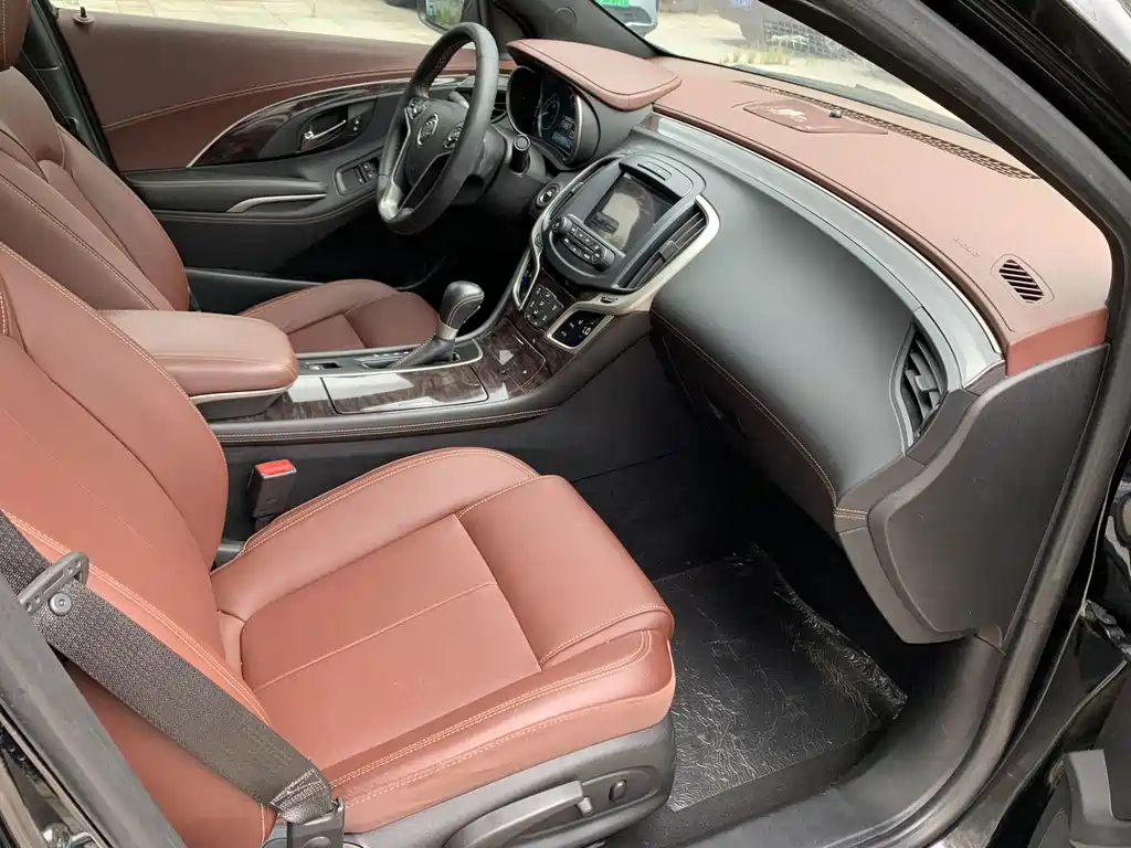 Buick LaCrosse — миниатюра 16